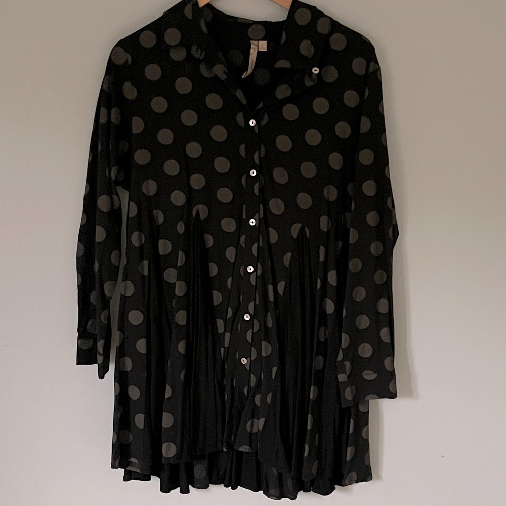 Comfy USA button down Tunic - L